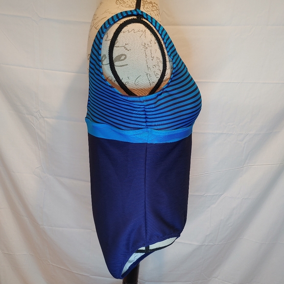 Land's End Blue & Turquoise Ribbed Stripped Underwire One Piece Swimsuit Size 16 - Picture 4 of 9